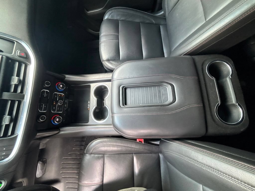 Used 2021 Chevrolet Suburban RST AWD/4WD image 15