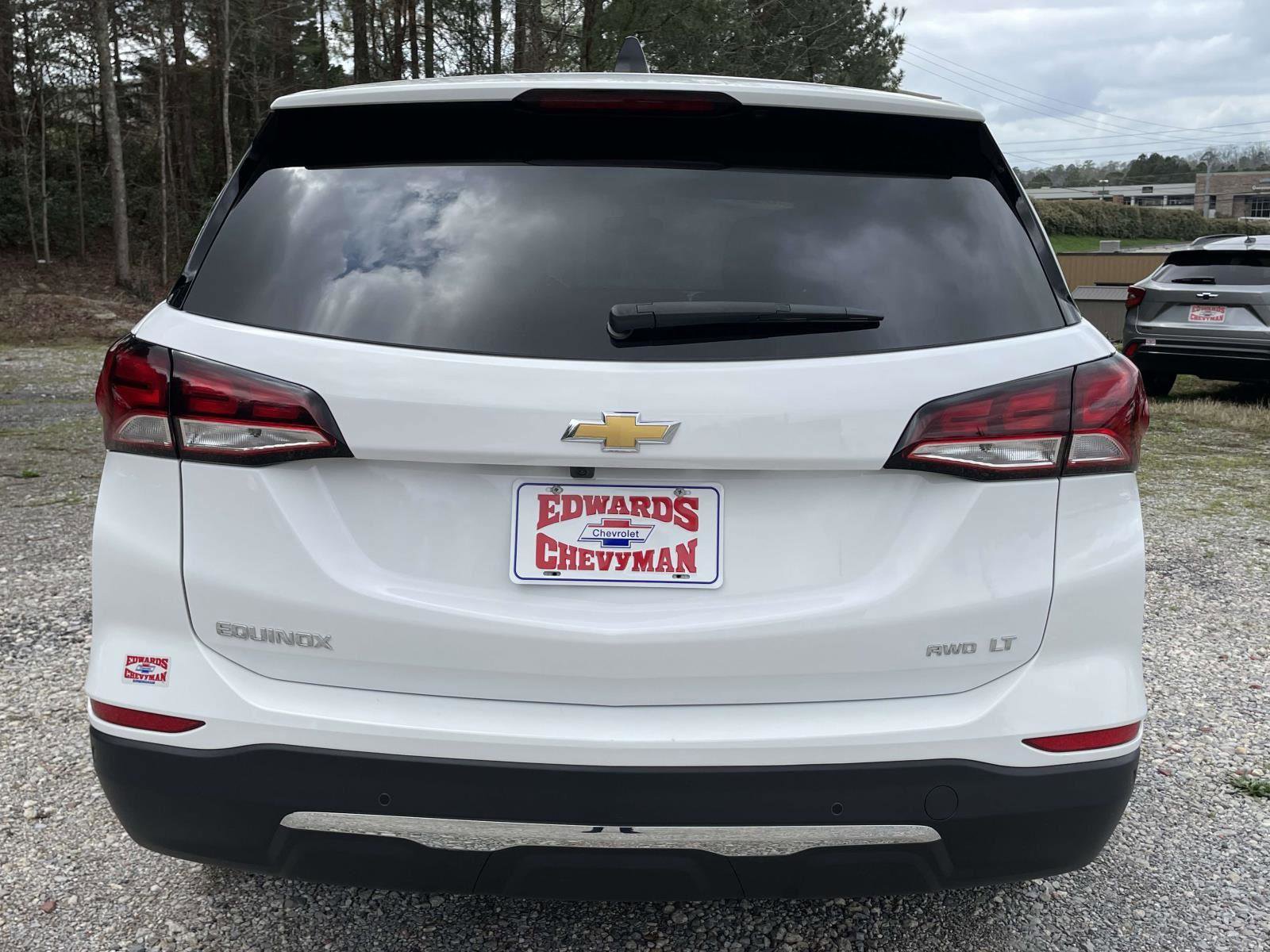 Used 2024 Chevrolet Equinox LT w/ Driver Convenience Package image 23