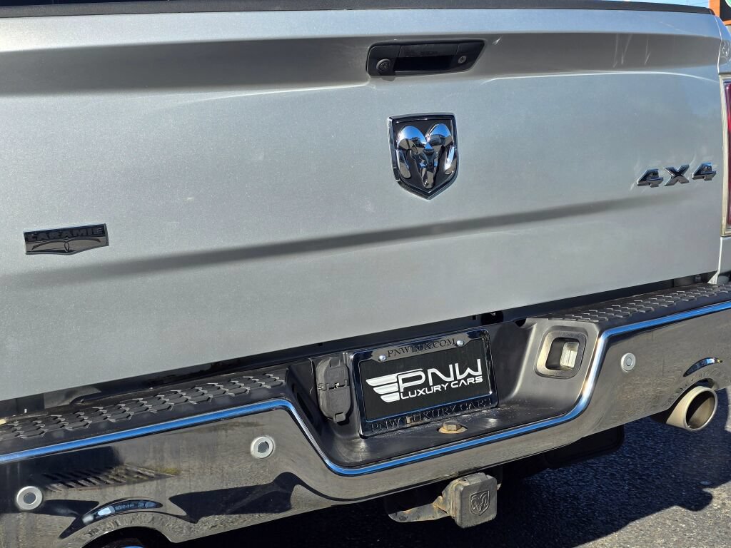 Used 2017 RAM 1500 Laramie AWD/4WD image 12