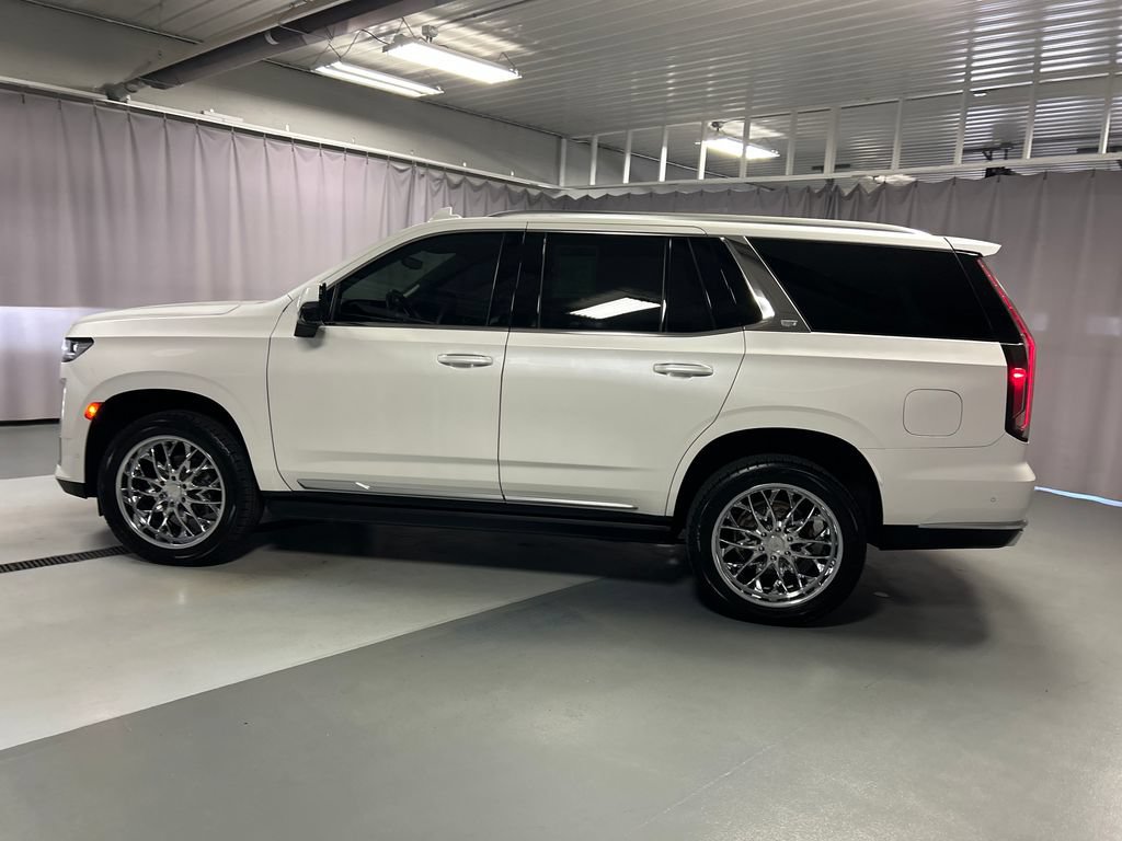 Used 2023 Cadillac Escalade Premium Luxury Platinum w/ LPO, Floor Liner Package AWD/4WD image 4