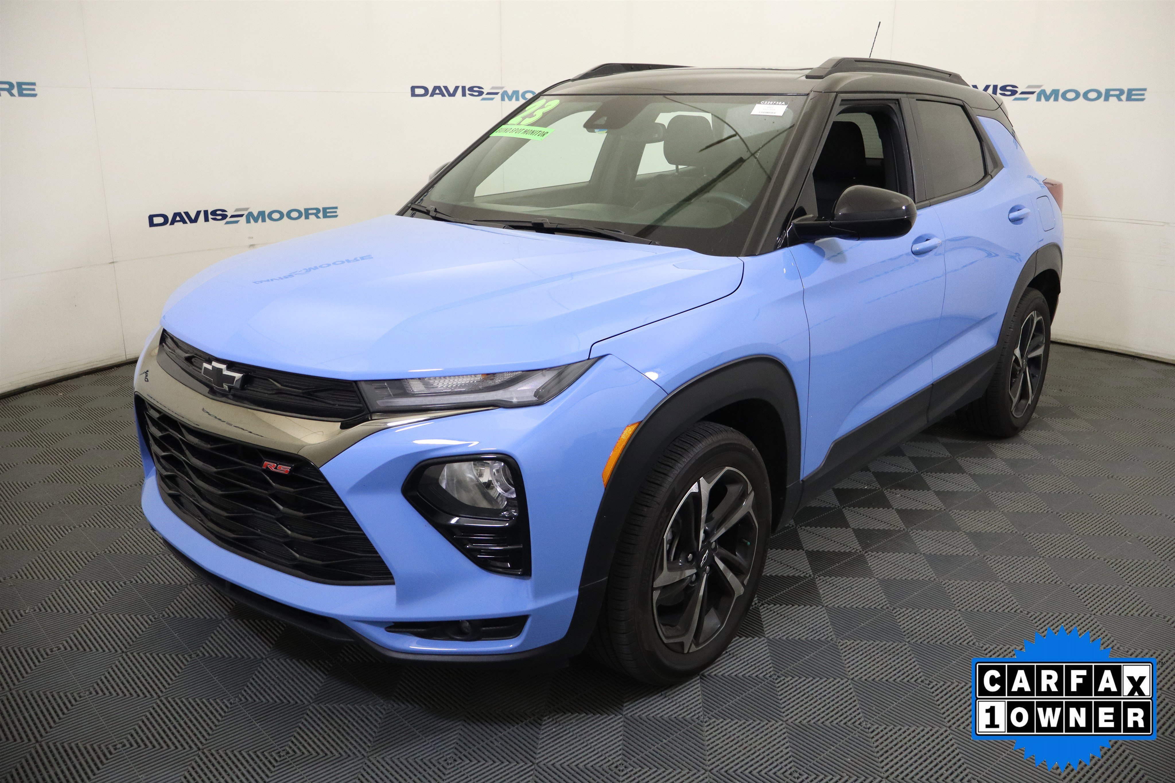 Used 2023 Chevrolet TrailBlazer RS w/ Sun and Liftgate Package FWD image 12