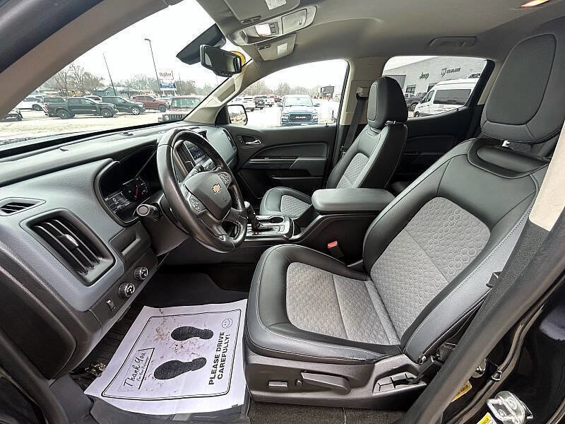 Used 2016 Chevrolet Colorado Z71 w/ Z71 Midnight Edition AWD/4WD image 85