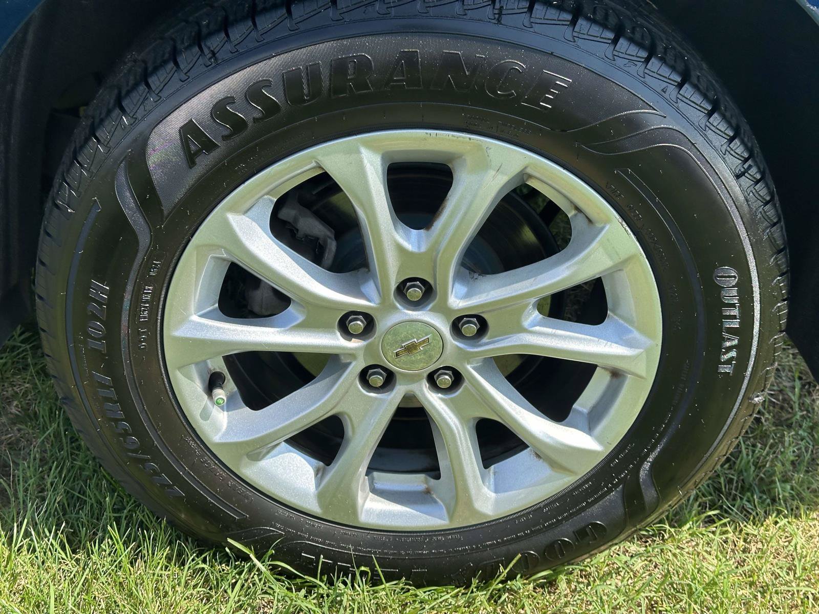 Used 2019 Chevrolet Equinox LT FWD image 29