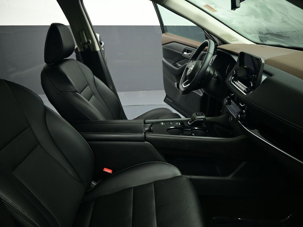 Used 2023 Nissan Rogue SL w/ SL Premium Package image 22