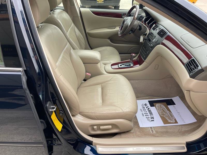 Used 2002 Lexus ES 330 FWD image 38