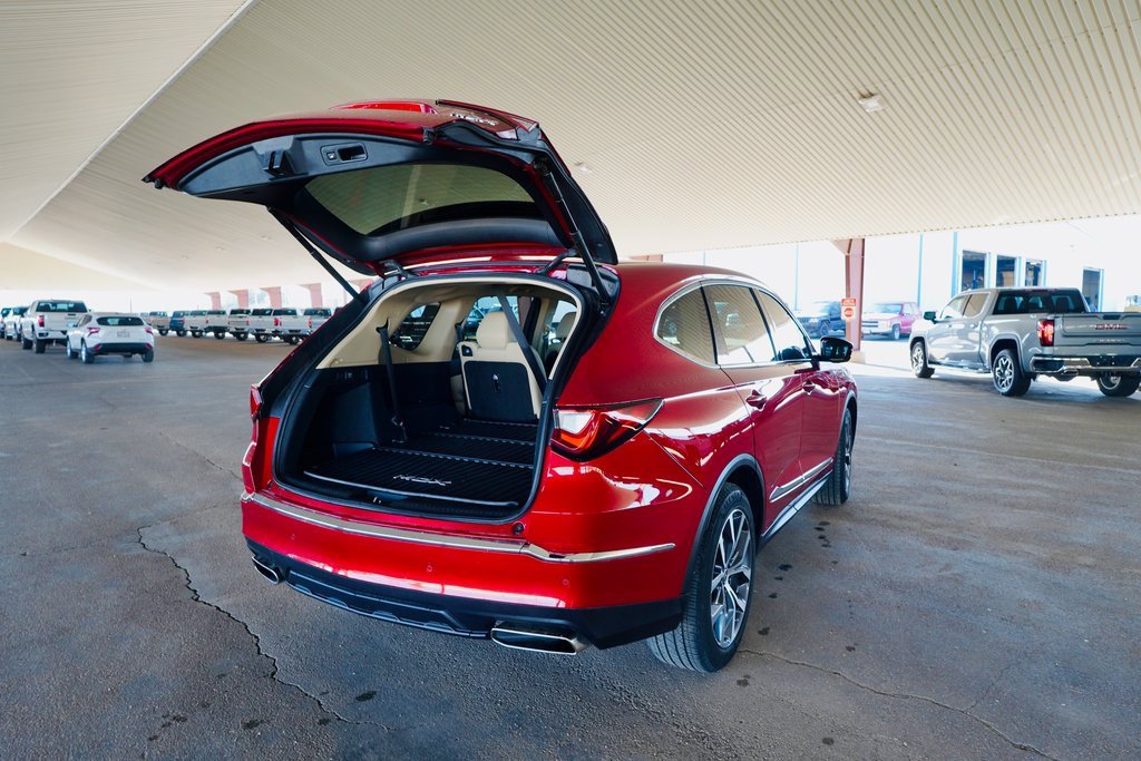 Used 2023 Acura MDX FWD w/ Technology Package image 4