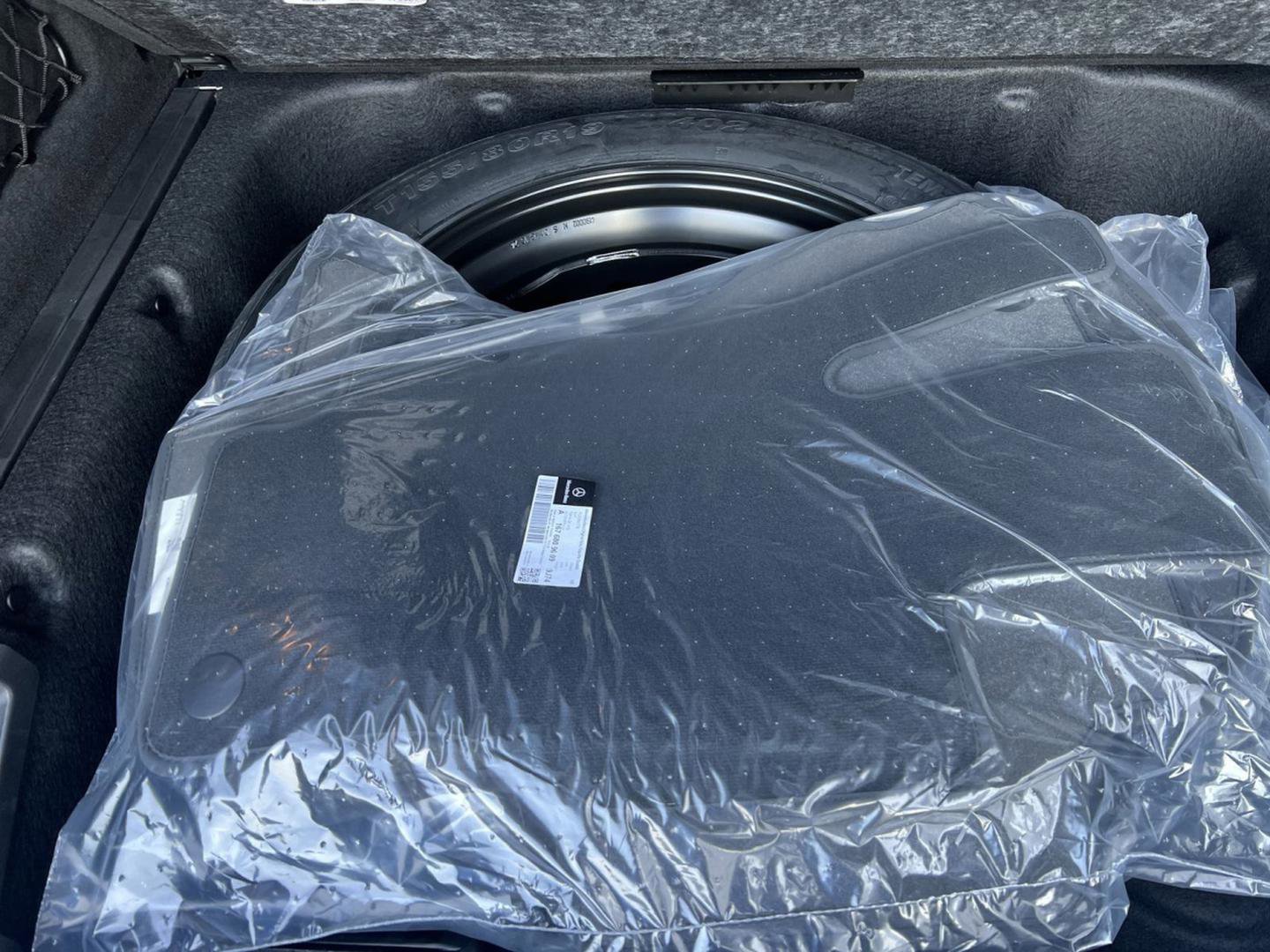 Certified 2025 Mercedes-Benz GLE 350 4MATIC image 14