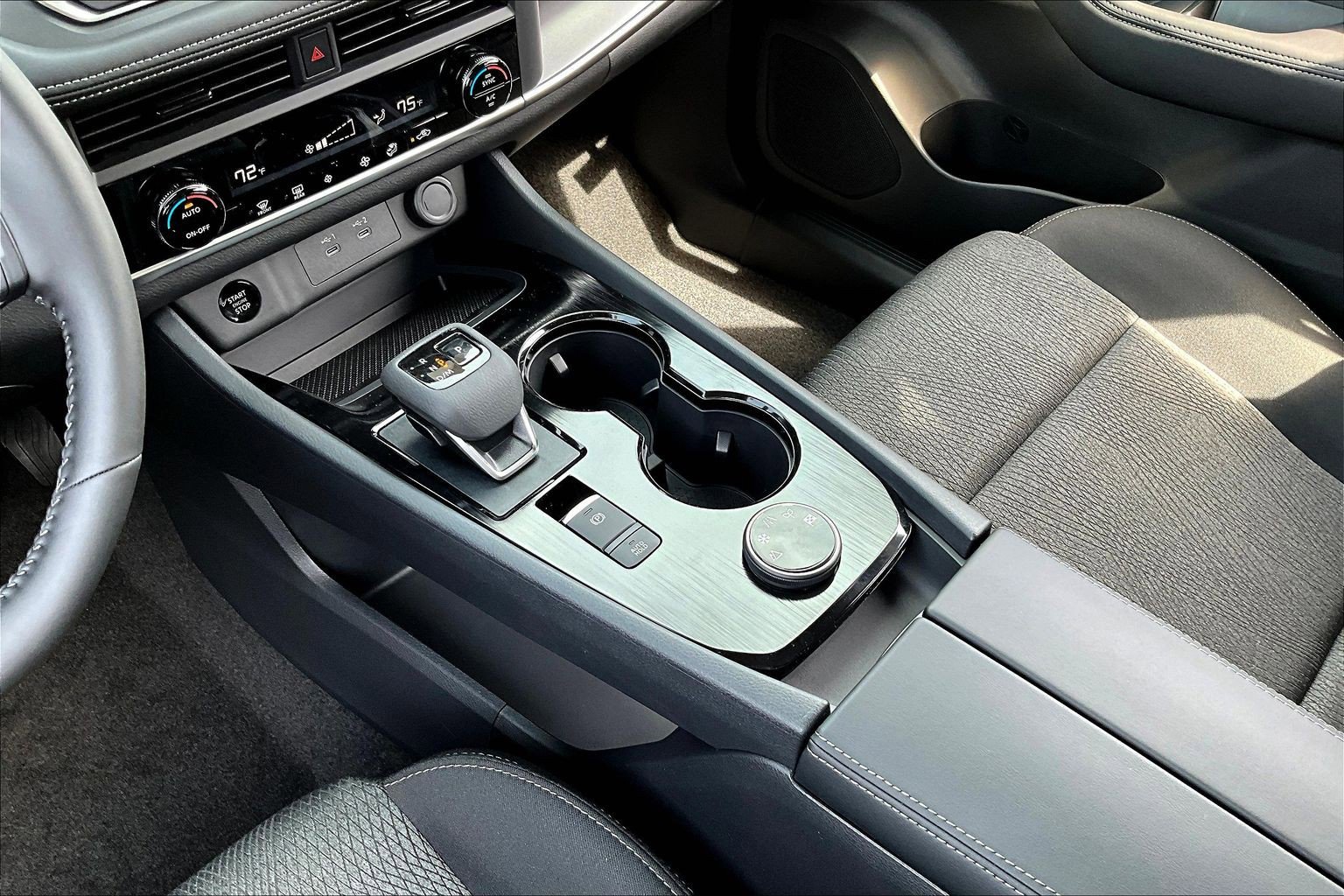New 2026 Nissan Rogue SV AWD/4WD image 12