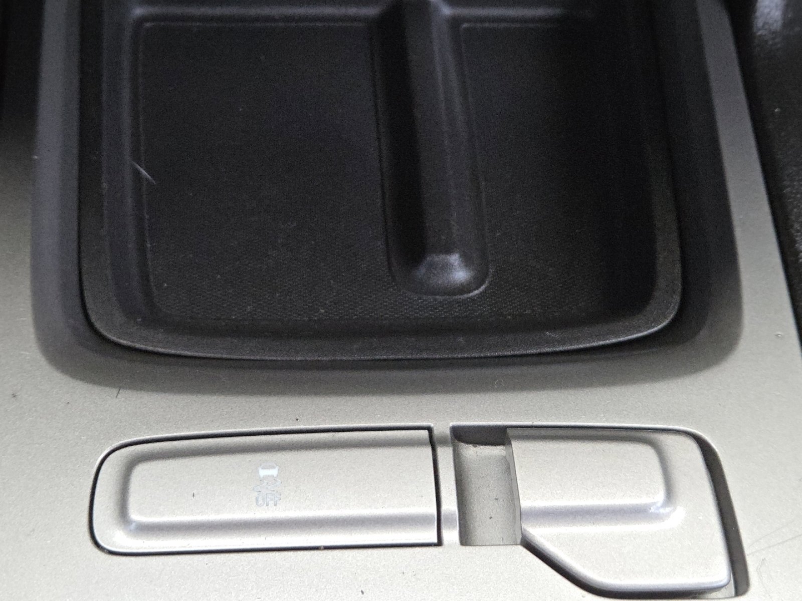 Used 2013 Chevrolet Camaro LS image 28