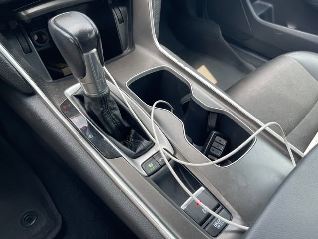Used 2019 Honda Accord Sport image 10