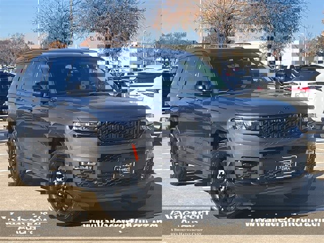 Used 2023 Jeep Grand Cherokee L Limited w/ Black Appearance Package image 1