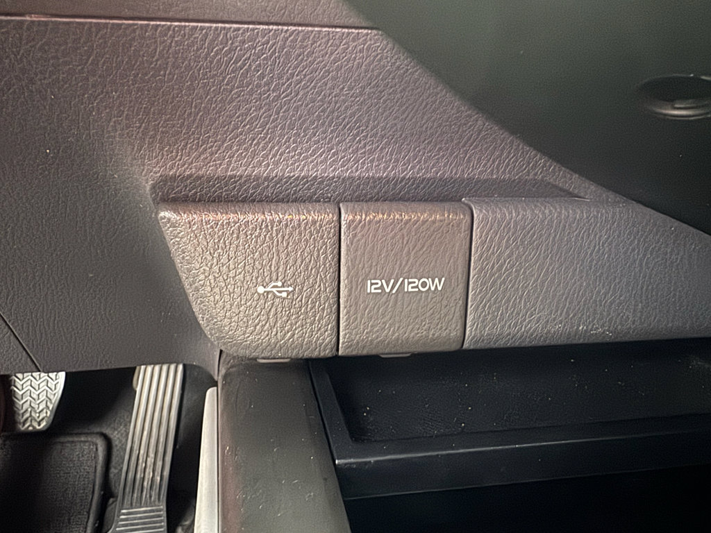 Used 2023 Toyota Camry LE FWD image 9