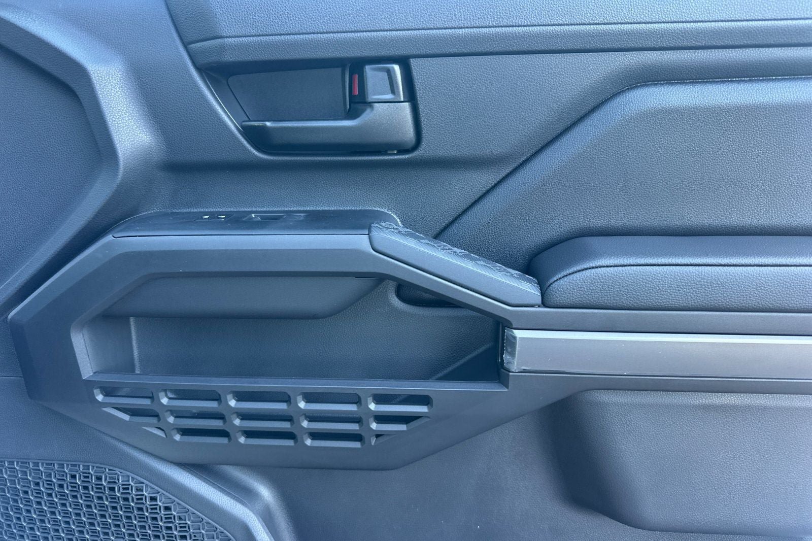 New 2026 Toyota Tacoma SR5 RWD image 18