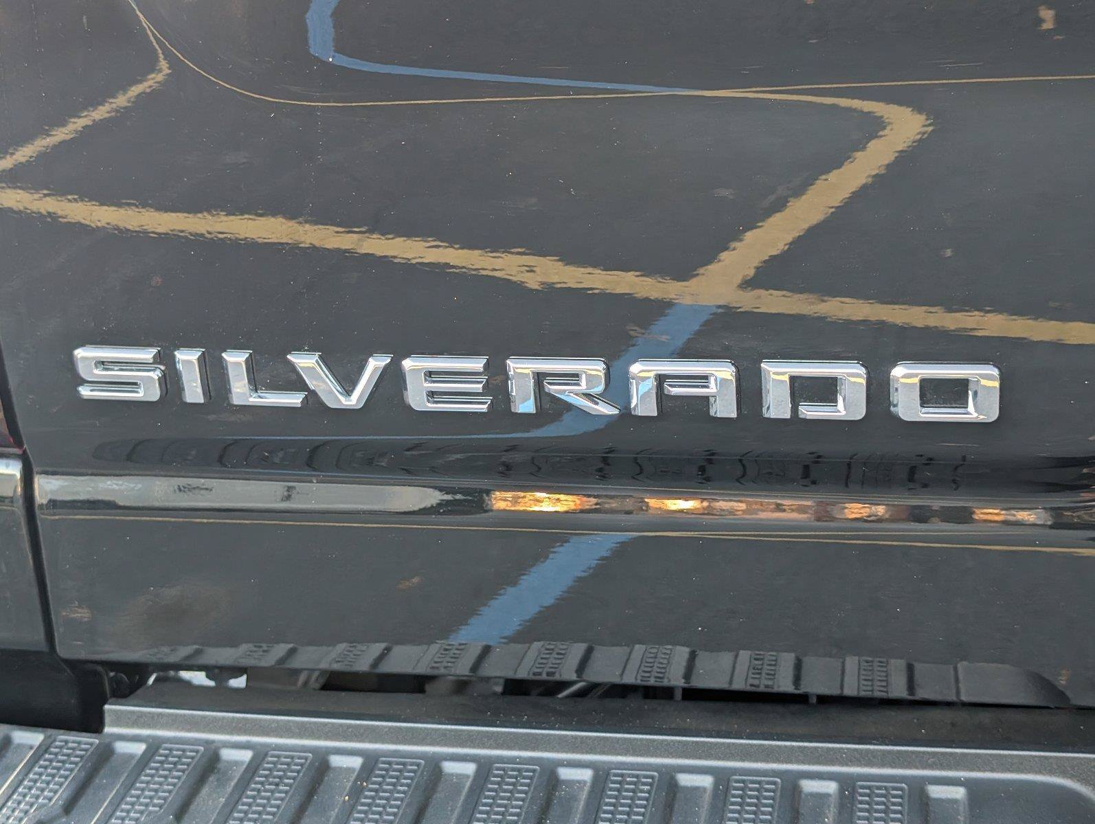 Used 2026 Chevrolet Silverado 2500 ZR2 AWD/4WD image 6
