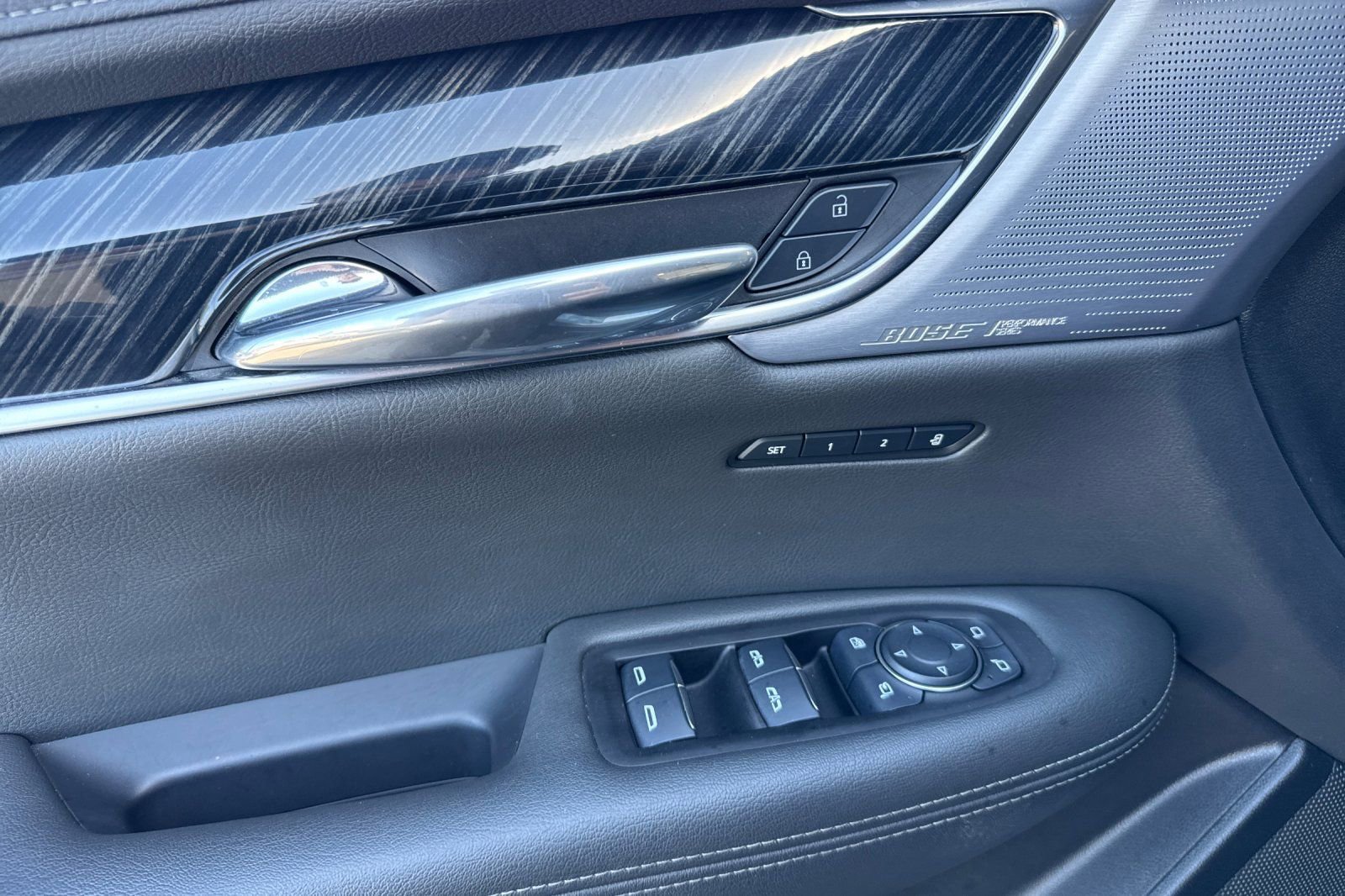 Certified 2025 Cadillac XT6 Premium Luxury image 10