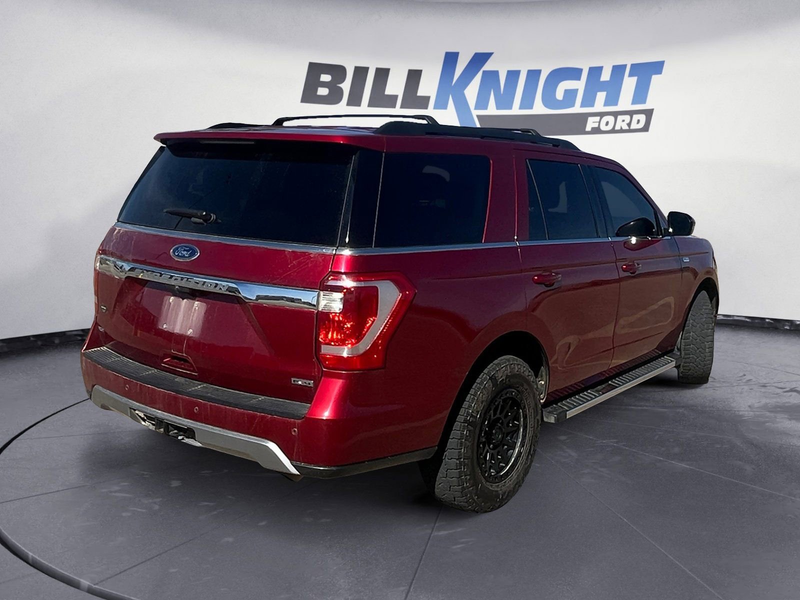 Used 2019 Ford Expedition XLT w/ Equipment Group 202A image 5