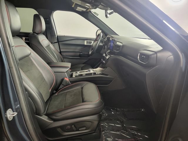 Certified 2022 Ford Explorer ST-Line AWD/4WD image 18