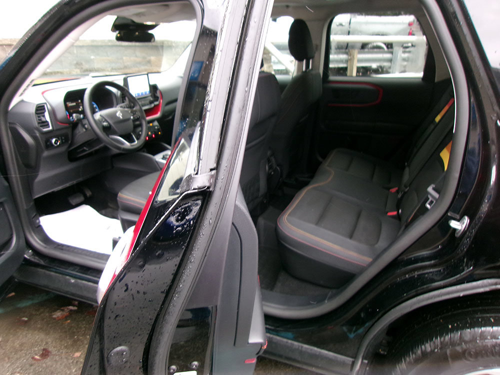 Used 2024 Ford Bronco Sport Free Wheeling w/ Convenience Package AWD/4WD image 15