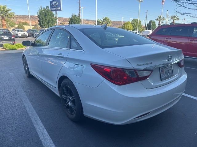Used 2012 Hyundai Sonata GLS FWD image 3