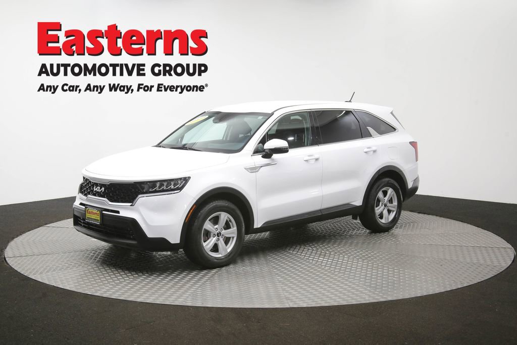Used 2023 Kia Sorento LX FWD image 52