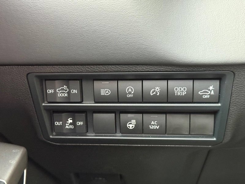 Used 2026 Toyota Tundra Platinum AWD/4WD image 29