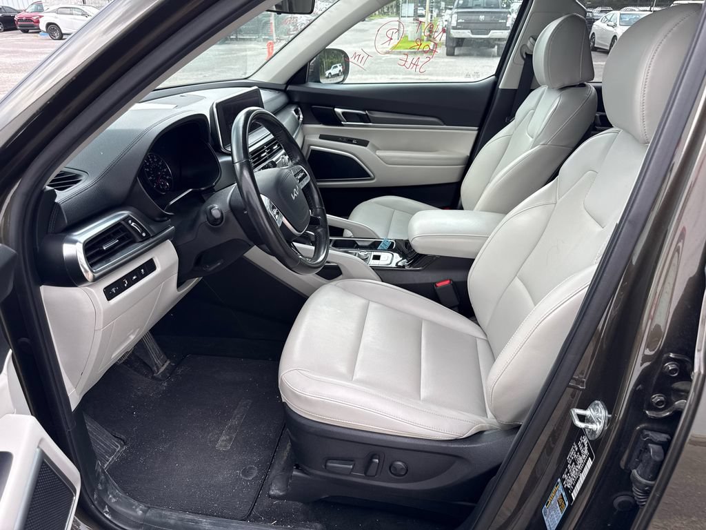 Used 2022 Kia Telluride S AWD/4WD image 10