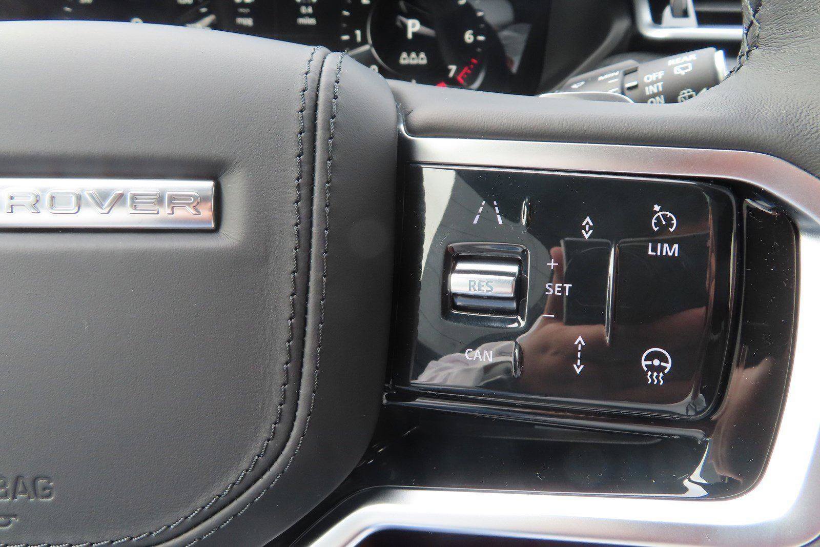 Certified 2023 Land Rover Range Rover Velar R-Dynamic S AWD/4WD image 30
