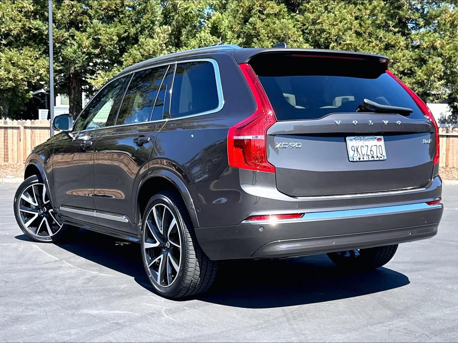 Used 2023 Volvo XC90 B6 Plus w/ Protection Package Premier AWD/4WD image 15