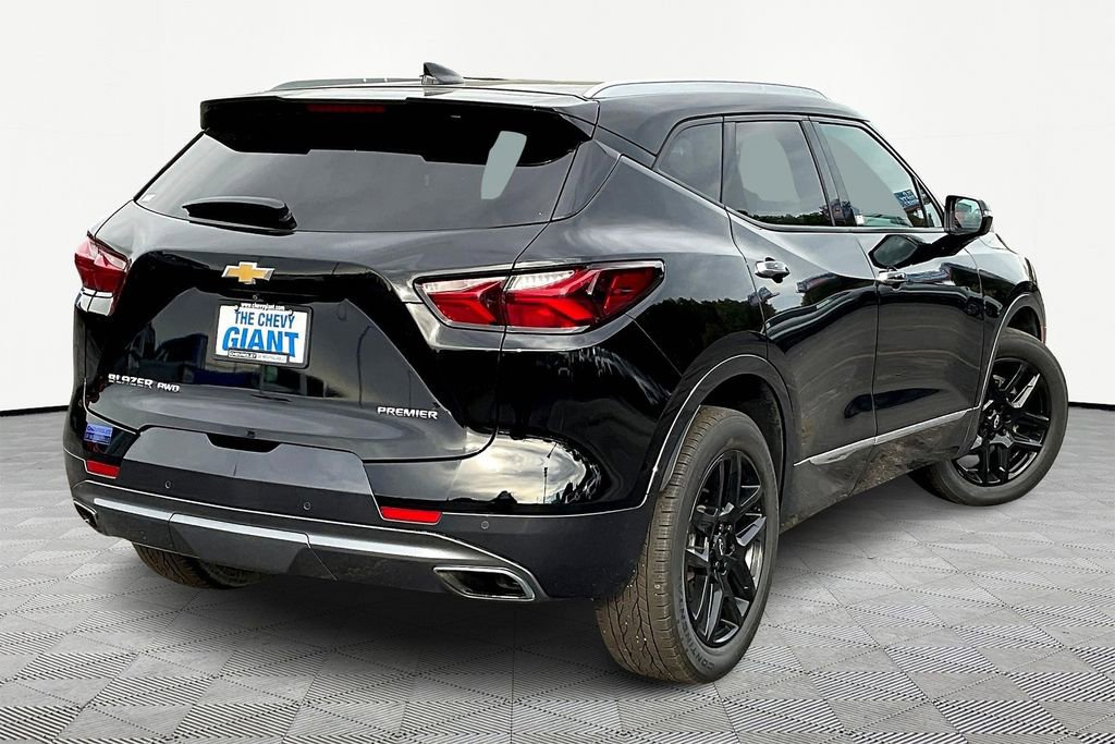 Used 2022 Chevrolet Blazer Premier w/ LPO, Cargo Package AWD/4WD image 7