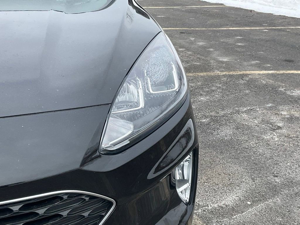 Used 2022 Ford Escape SEL image 2