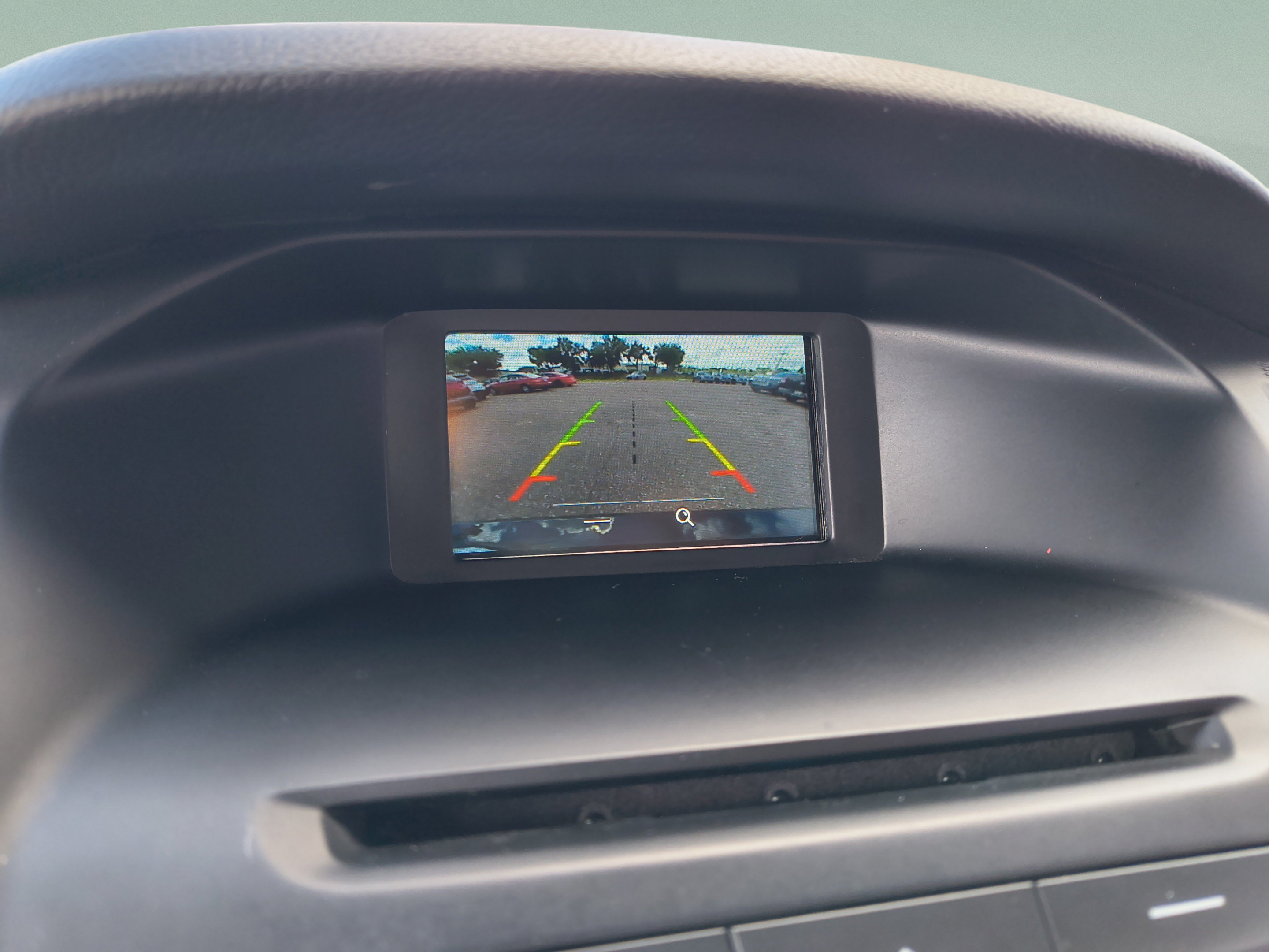 Used 2017 Ford Focus SE w/ Cold Weather Package FWD image 23