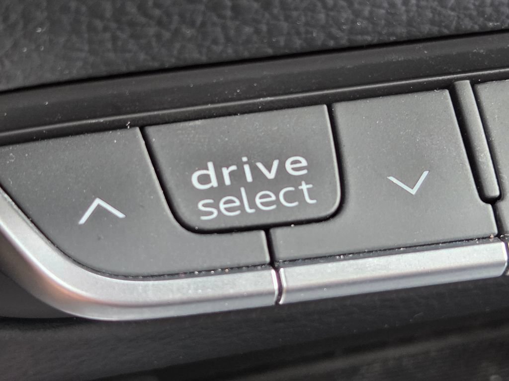 Used 2023 Audi SQ5 Premium Plus AWD/4WD image 14