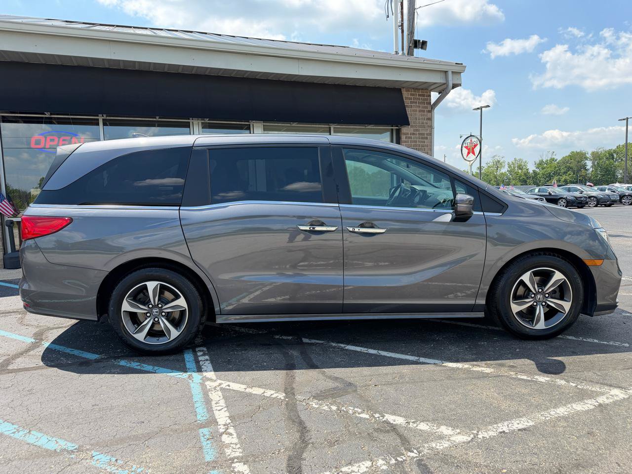 Used 2020 Honda Odyssey Touring image 7