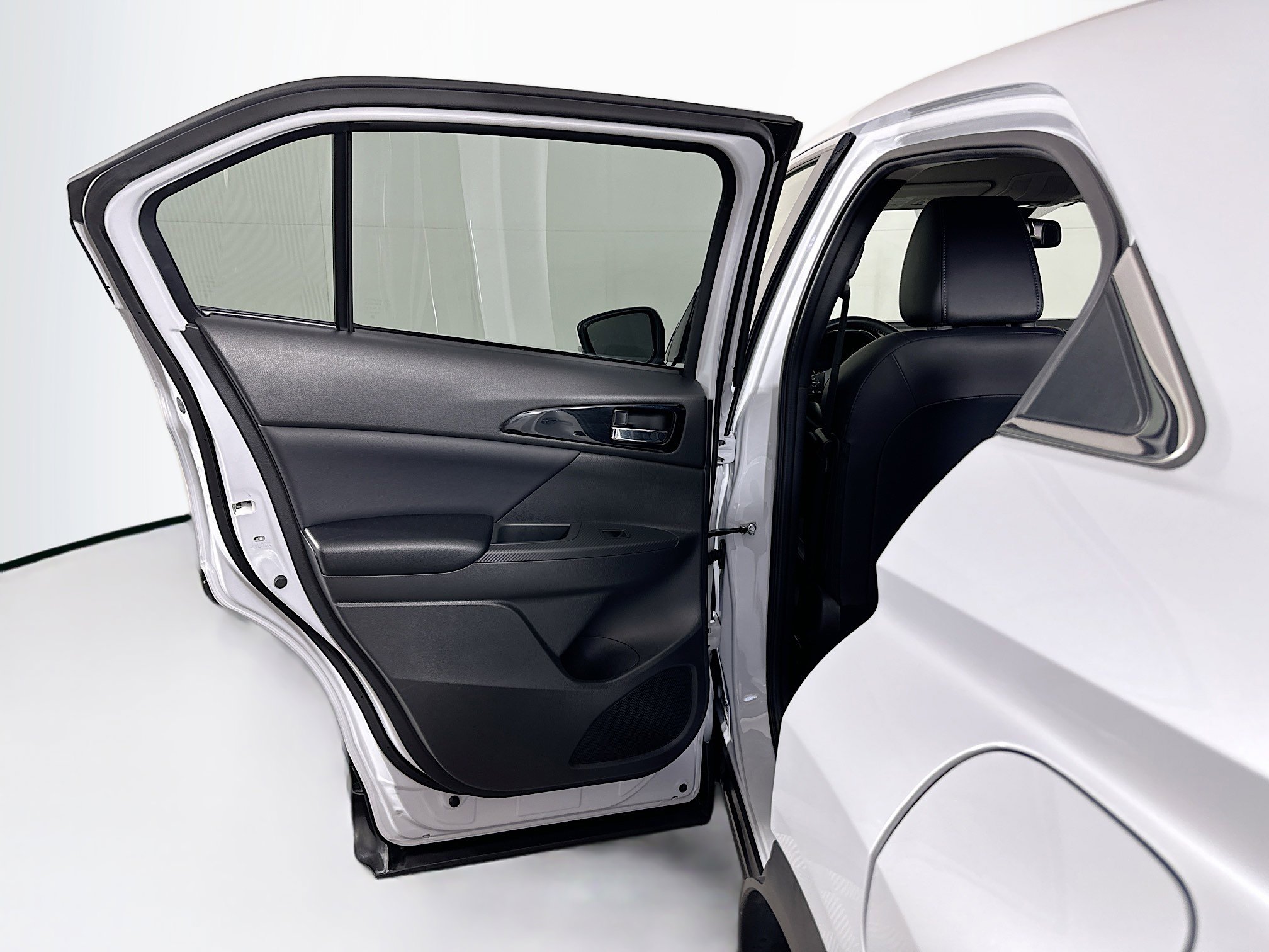 Used 2025 Mitsubishi Eclipse Cross SE image 26