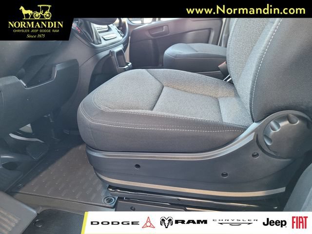 Used 2025 RAM ProMaster 1500 w/ Safety Group FWD image 17