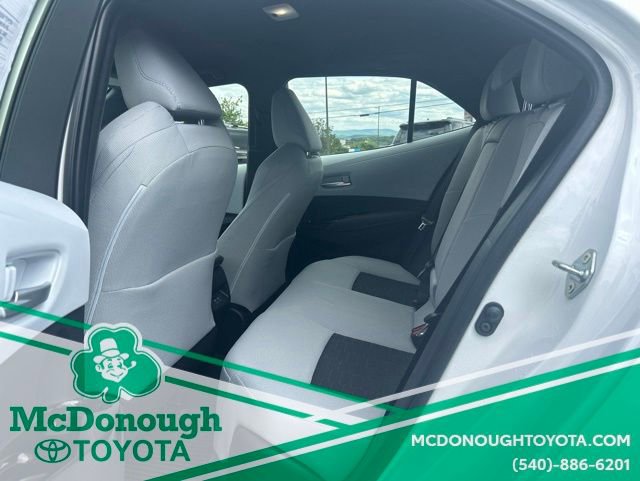 Certified 2025 Toyota Corolla SE FWD image 6