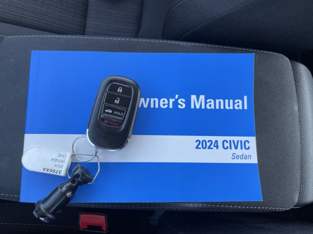 Used 2024 Honda Civic LX image 39