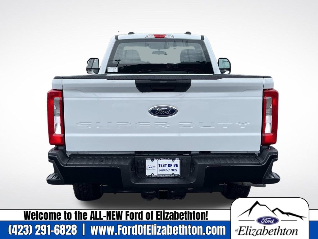 New 2026 Ford F250 4x4 Regular Cab Super Duty image 5