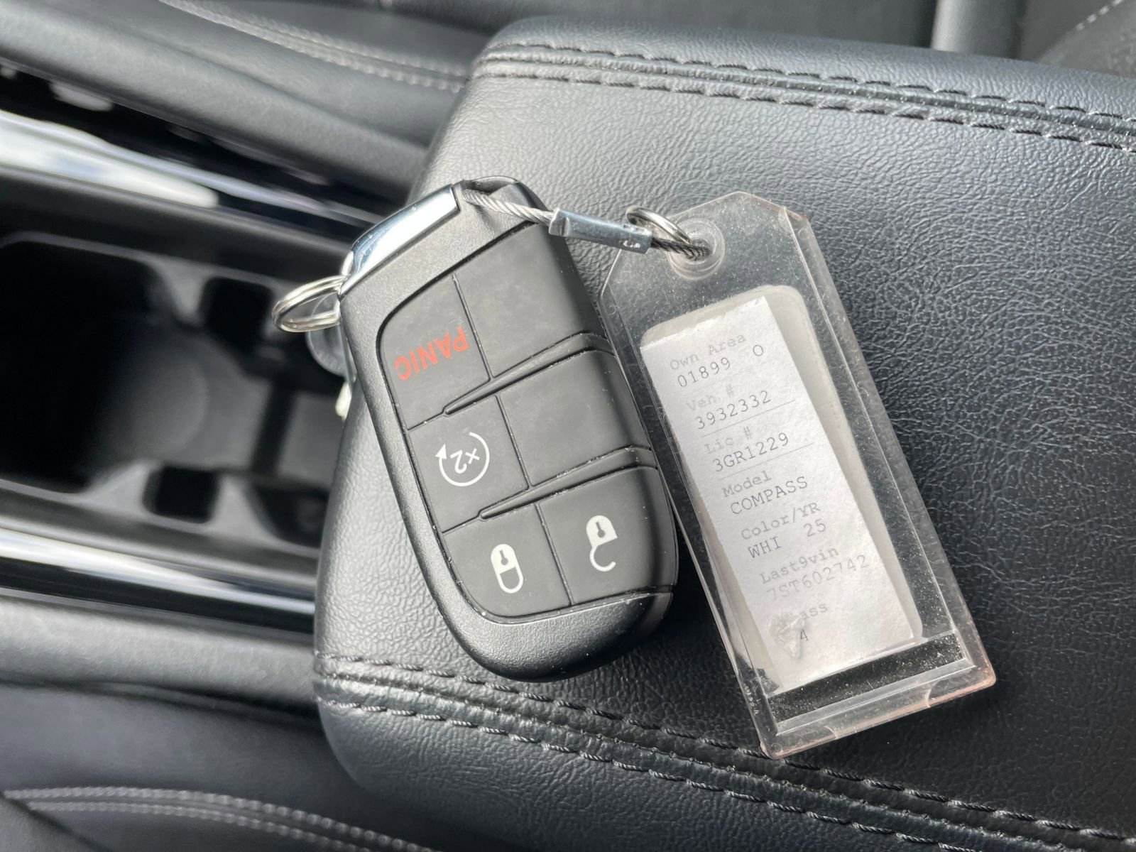 Used 2025 Jeep Compass Limited image 22