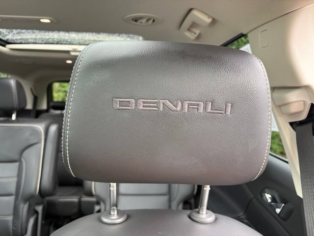 Used 2020 GMC Acadia Denali w/ Denali Ultimate Package AWD/4WD image 34