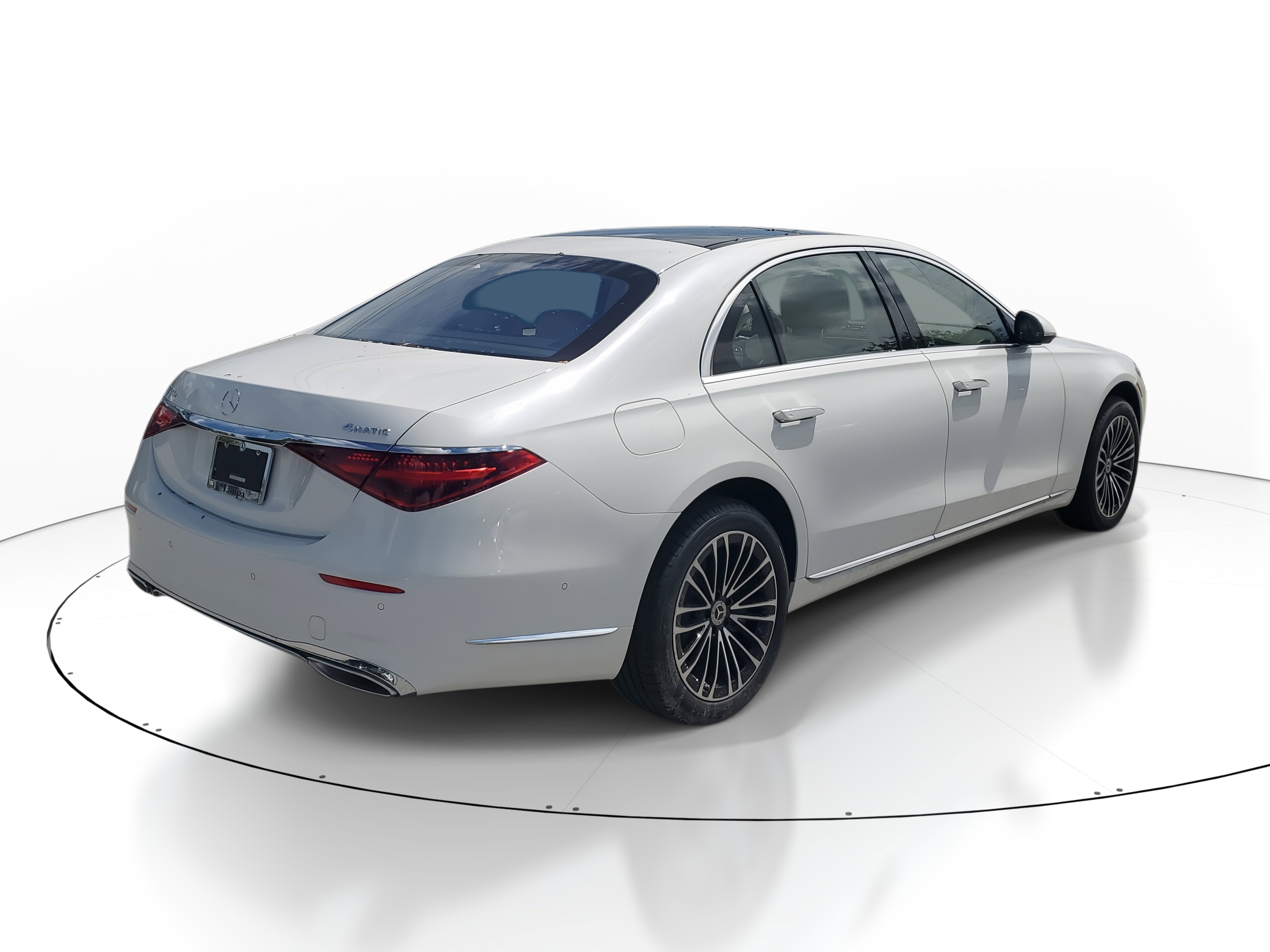New 2026 Mercedes-Benz S 580e 4MATIC Sedan image 4