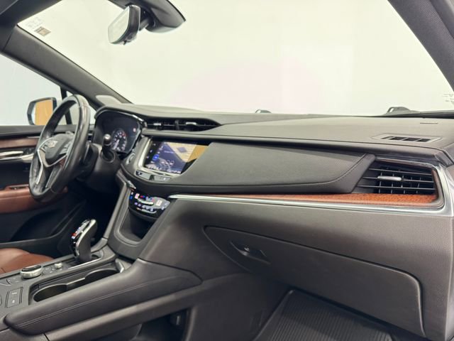 Used 2022 Cadillac XT5 Premium Luxury w/ Technology Package FWD image 38