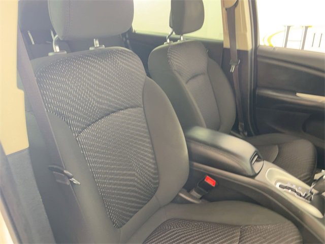 Used 2019 Dodge Journey SE image 28