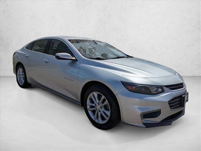 Used 2018 Chevrolet Malibu LT FWD image 3