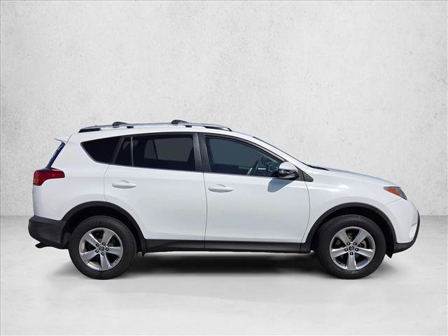 Used 2015 Toyota RAV4 XLE AWD/4WD image 4