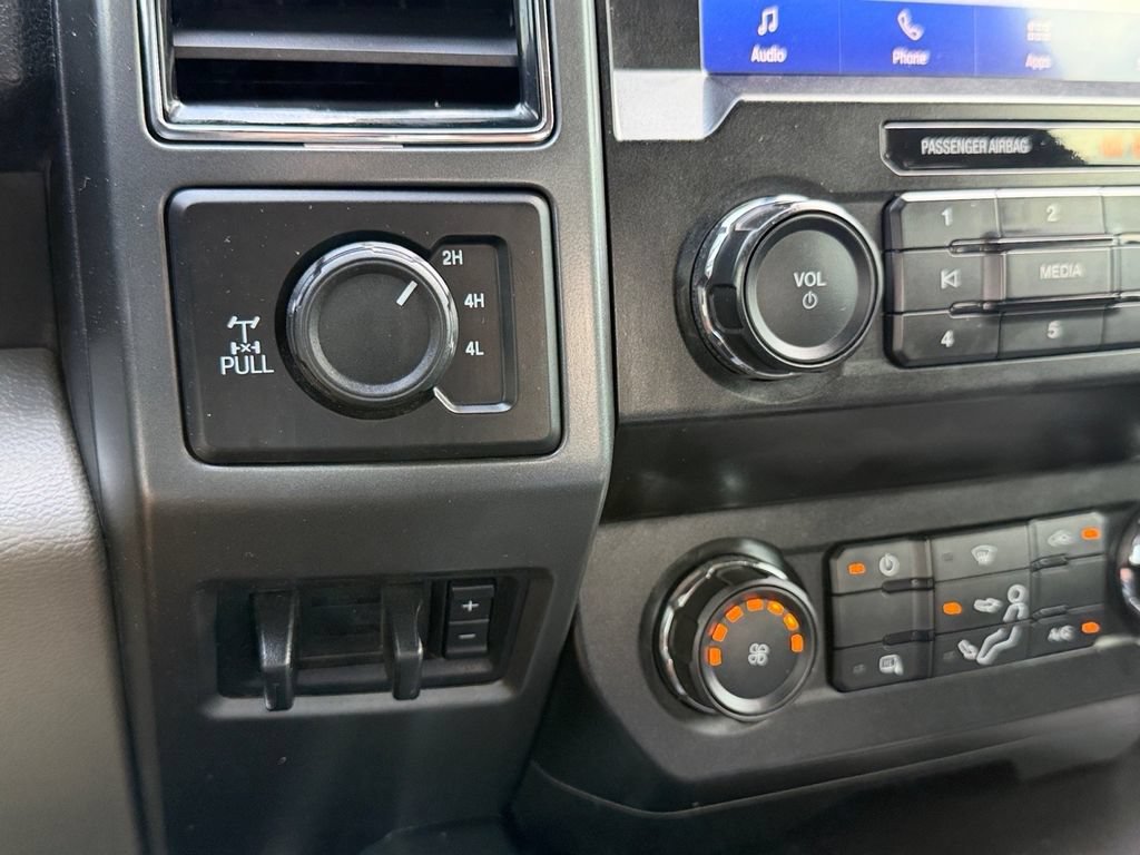 Used 2020 Ford F250 XLT w/ XLT Value Package AWD/4WD image 24