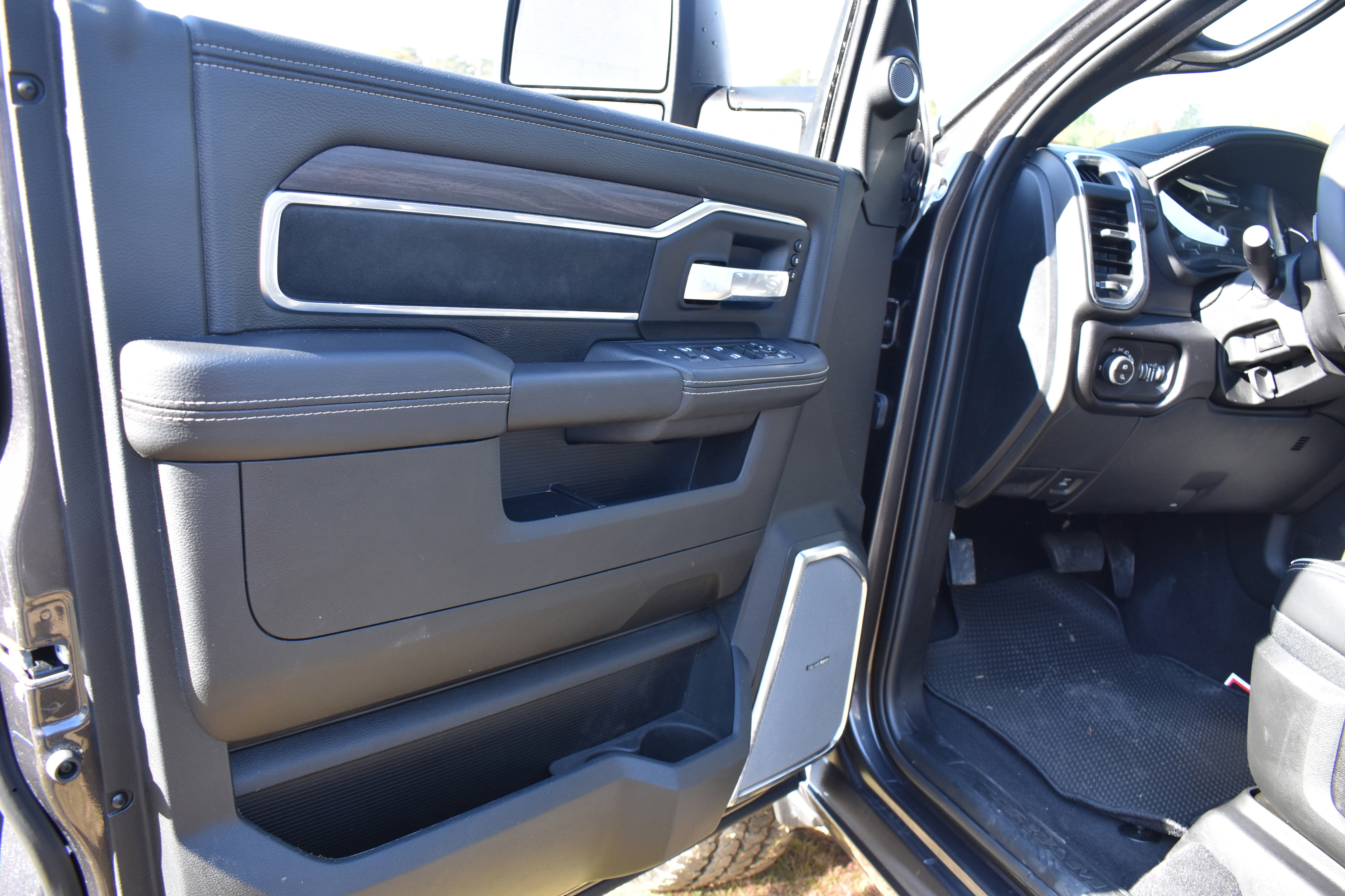 New 2026 RAM 2500 Laramie image 23