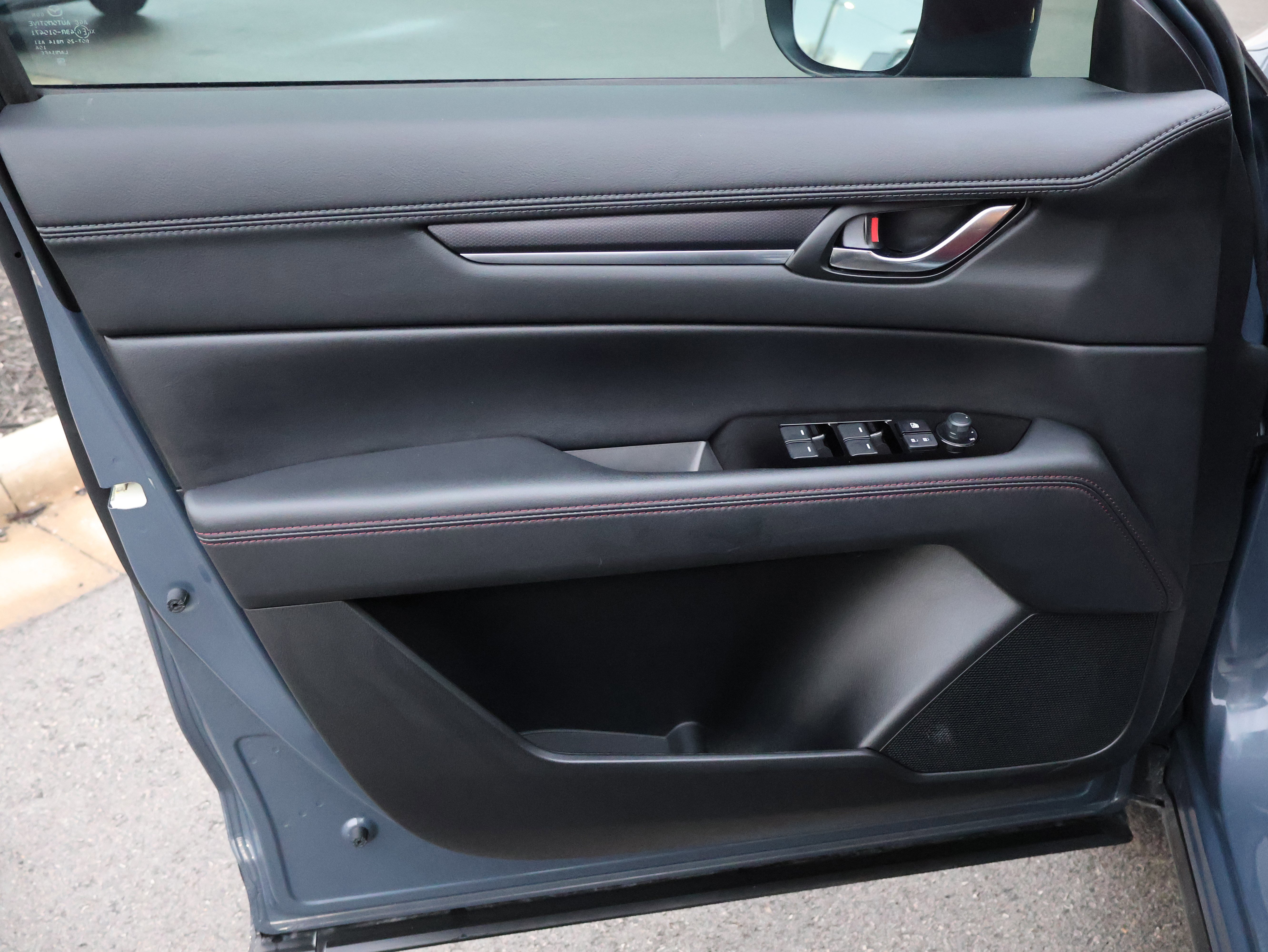 Certified 2023 MAZDA CX-5 Carbon Edition image 22