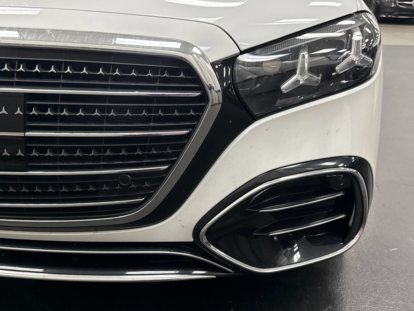 New 2027 Mercedes-Benz S 580 4MATIC Sedan image 6