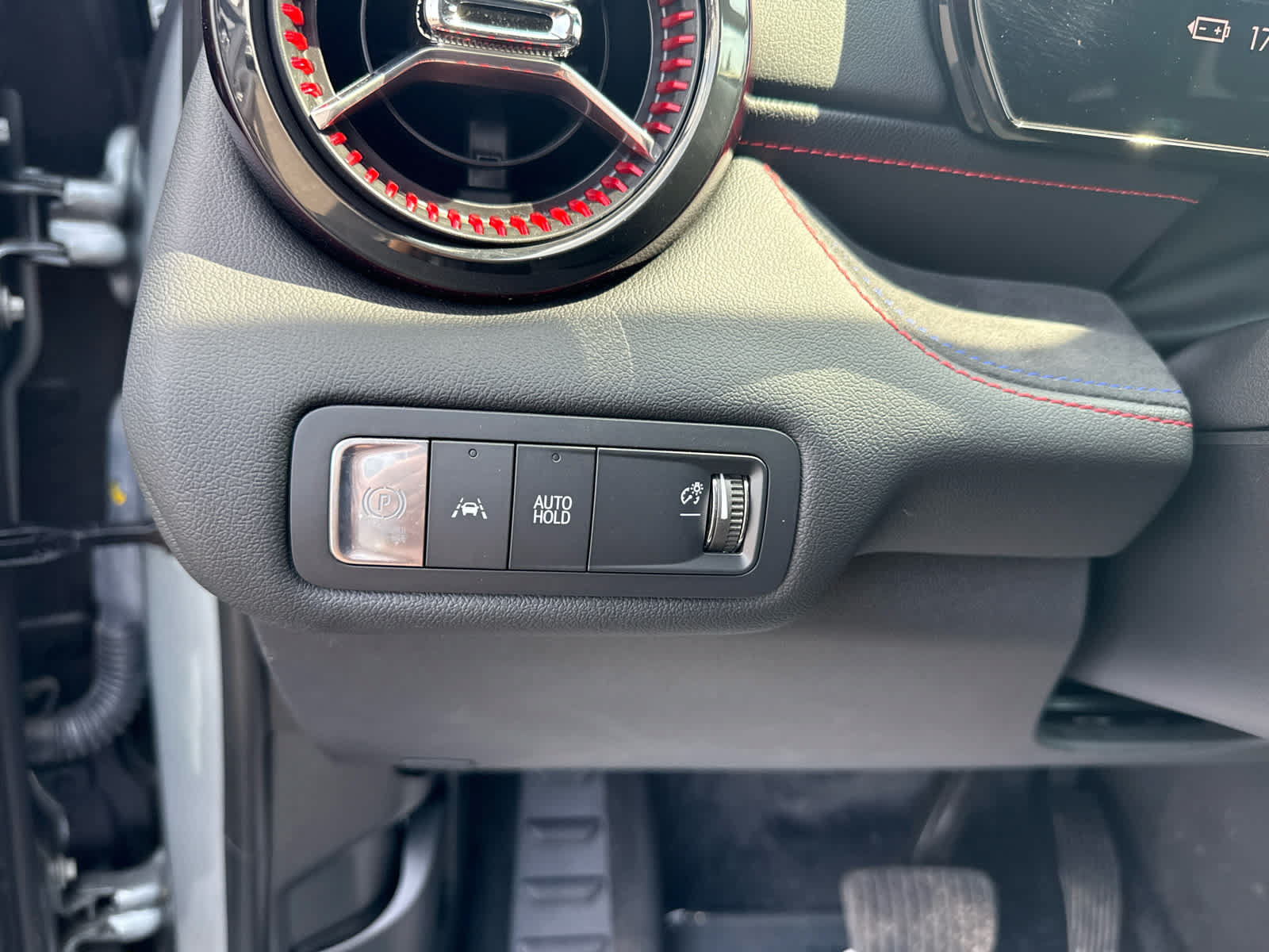 Certified 2024 Chevrolet Blazer EV RS AWD/4WD image 15